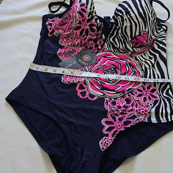 LE BESSI Navy and Pink Floral One Piece Swimsuit Sizr 50(See Meassurments) - Picture 9 of 10
